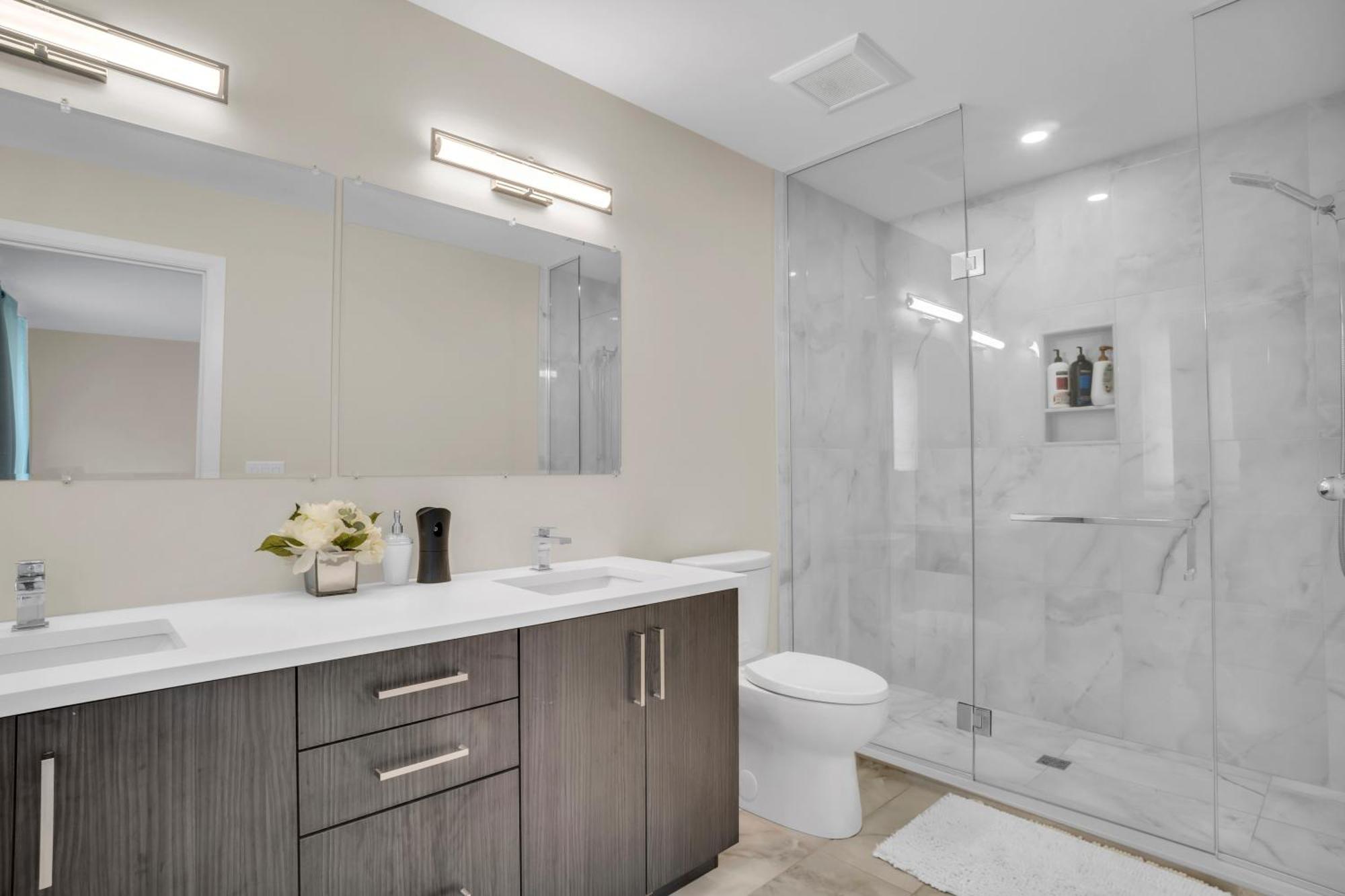 Appartamento Luxury 3 Bdr Townhouse /garage Niagara Falls