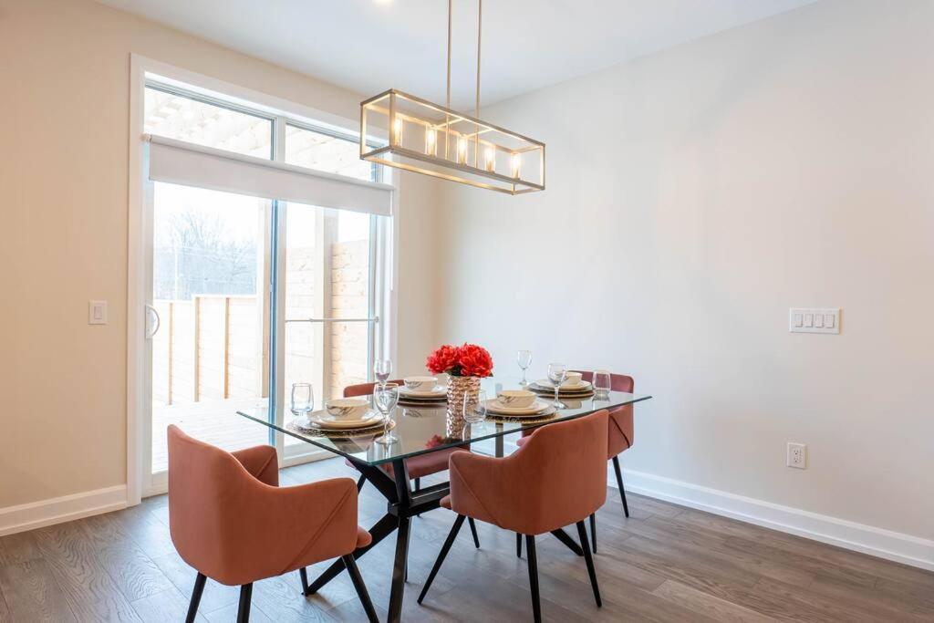 Apartment Luxury 3 Bdr Townhouse /garage Niagara-Fälle